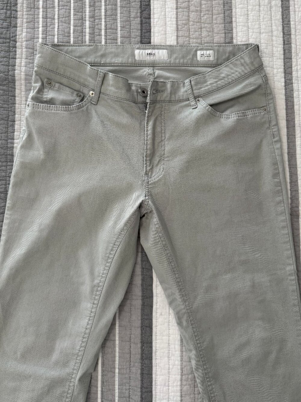 BRAX Men's Men's Chuck Modern Fit Five Pocket Pants